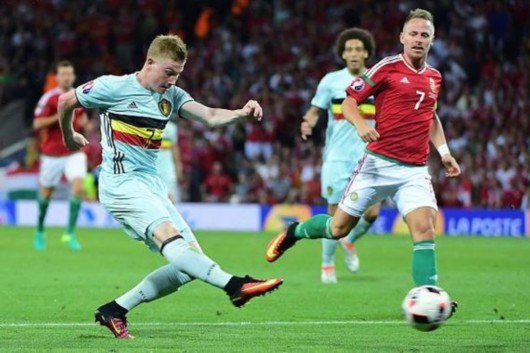 “征服北美”做礼，梅西送别老友